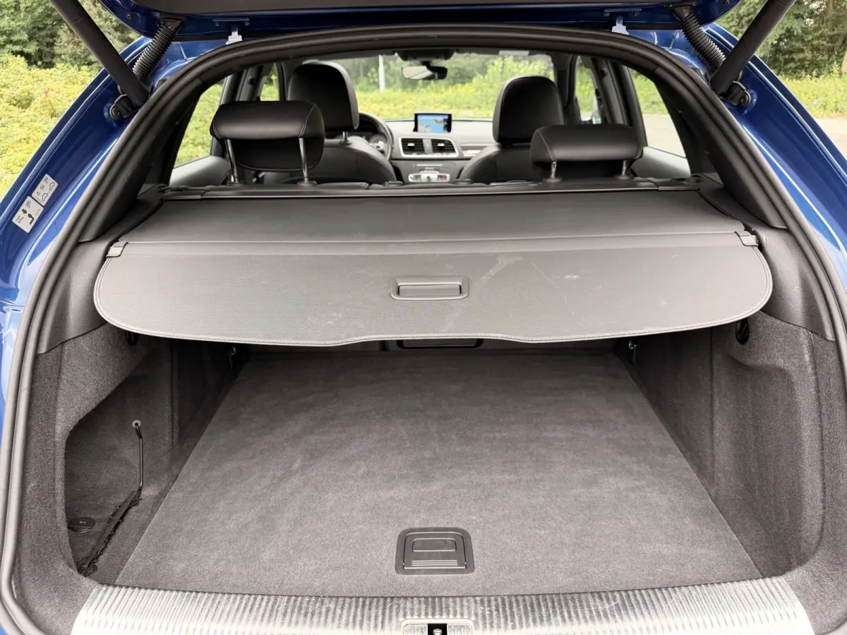 2.5 TFSI RS Q3 340PK QUATTRO PERFORMANCE PANORAMDAK BOSE CARBON LEER NAVI MATRIX