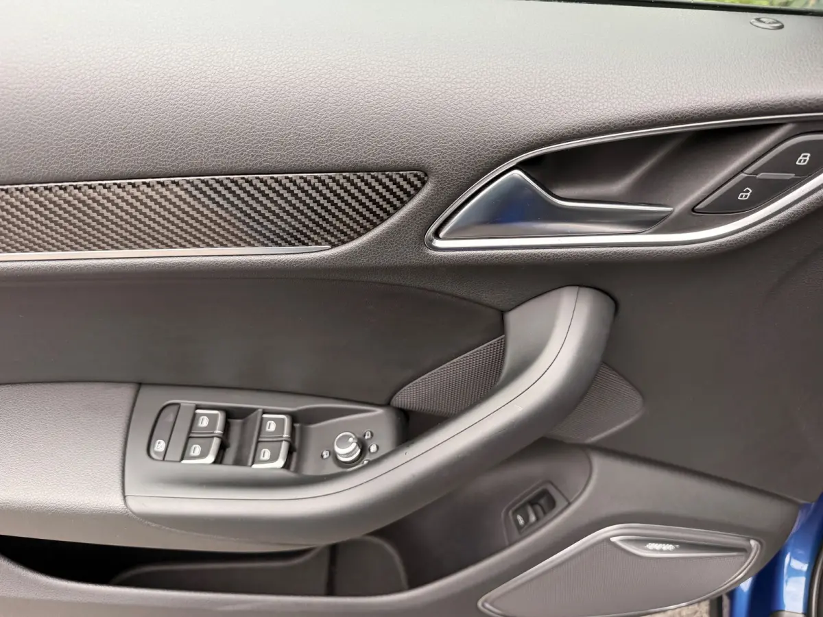 2.5 TFSI RS Q3 340PK QUATTRO PERFORMANCE PANORAMDAK BOSE CARBON LEER NAVI MATRIX