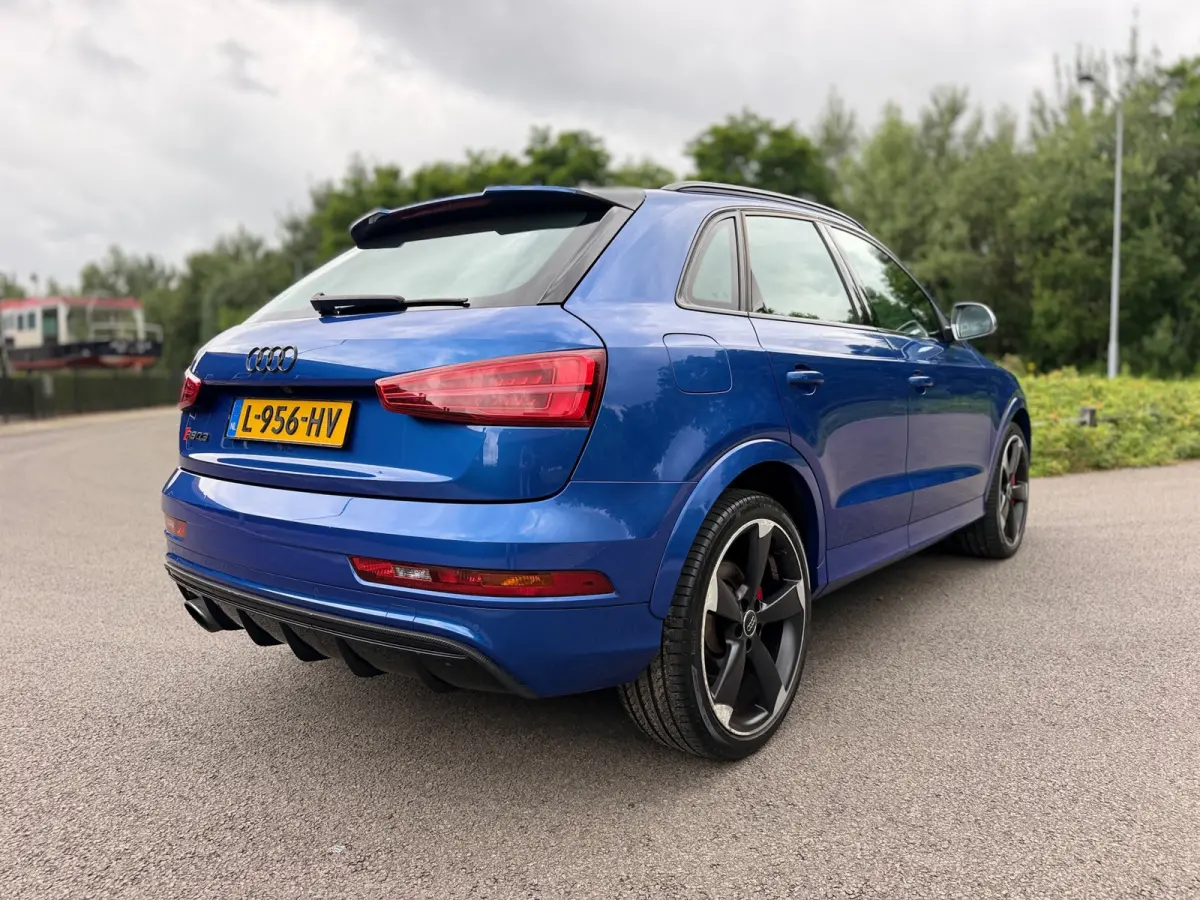 2.5 TFSI RS Q3 340PK QUATTRO PERFORMANCE PANORAMDAK BOSE CARBON LEER NAVI MATRIX