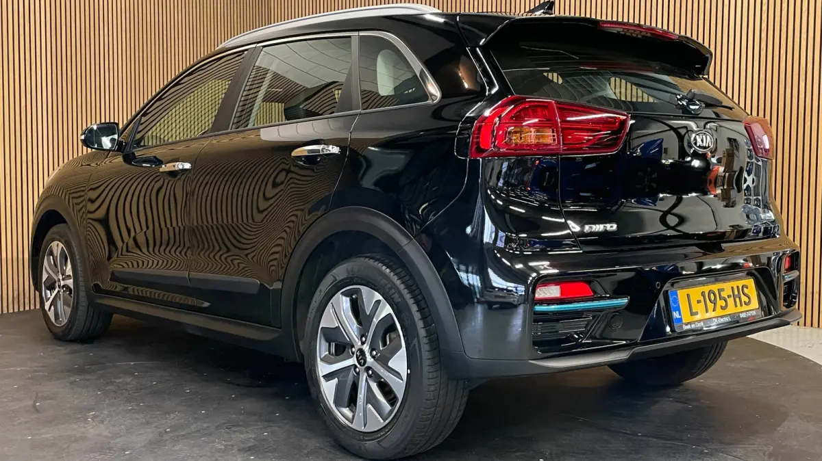 DynamicLine 39 kWh|100% SOH|1/2 LEDER|ACC|APPLE CARPLAY/ANDROID AUTO|CAMERA|LANE-ASSIST|1e EIGENAAR|NL-AUTO|NAP|IN.BTW|