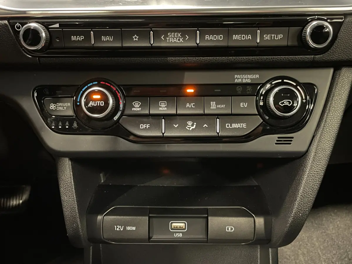 DynamicLine 39 kWh|100% SOH|1/2 LEDER|ACC|APPLE CARPLAY/ANDROID AUTO|CAMERA|LANE-ASSIST|1e EIGENAAR|NL-AUTO|NAP|IN.BTW|
