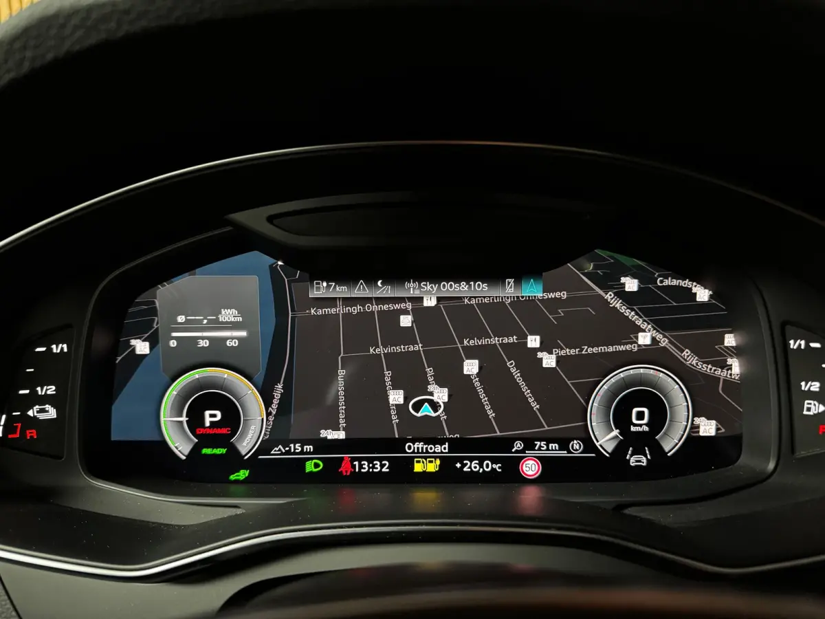 55 TFSI e quattro S- Line Competition PANO|B&O|HUD|360°|TREKHAAK|AMBIENT|NACHTZICHT|STANDKACHEL|19 INCH