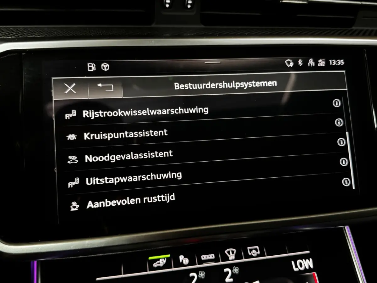 55 TFSI e quattro S- Line Competition PANO|B&O|HUD|360°|TREKHAAK|AMBIENT|NACHTZICHT|STANDKACHEL|19 INCH