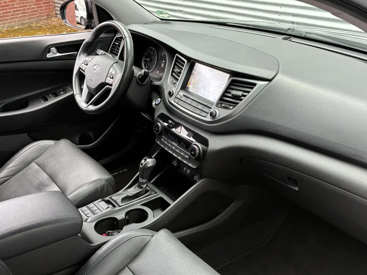1.6 T-GDi Comfort 4WD Autom Led Cruise Leer Camera Navi Hoge Instap Perfecte Staat Eerste Eigenaar incl 12 maanden garantie