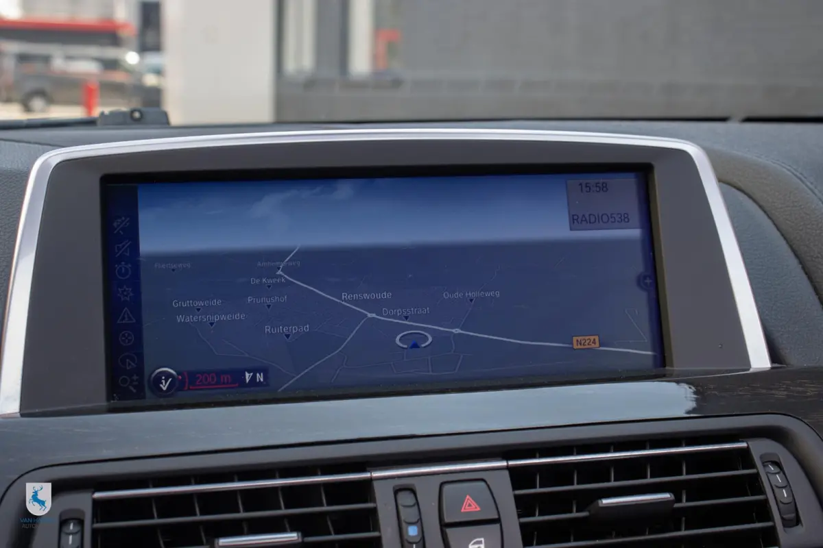 650xi High Executive Vermilion Rood / 20'' Lichtmetalen velgen / NL auto