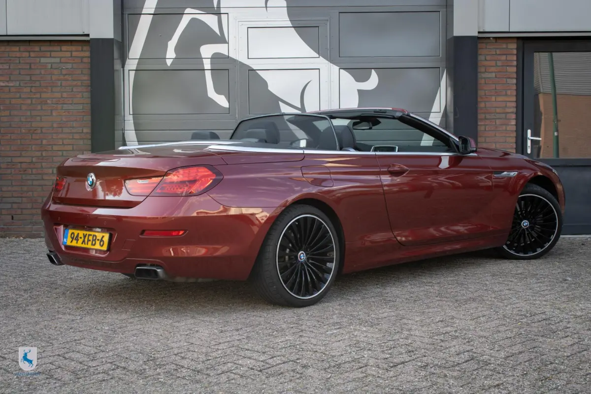 650xi High Executive Vermilion Rood / 20'' Lichtmetalen velgen / NL auto