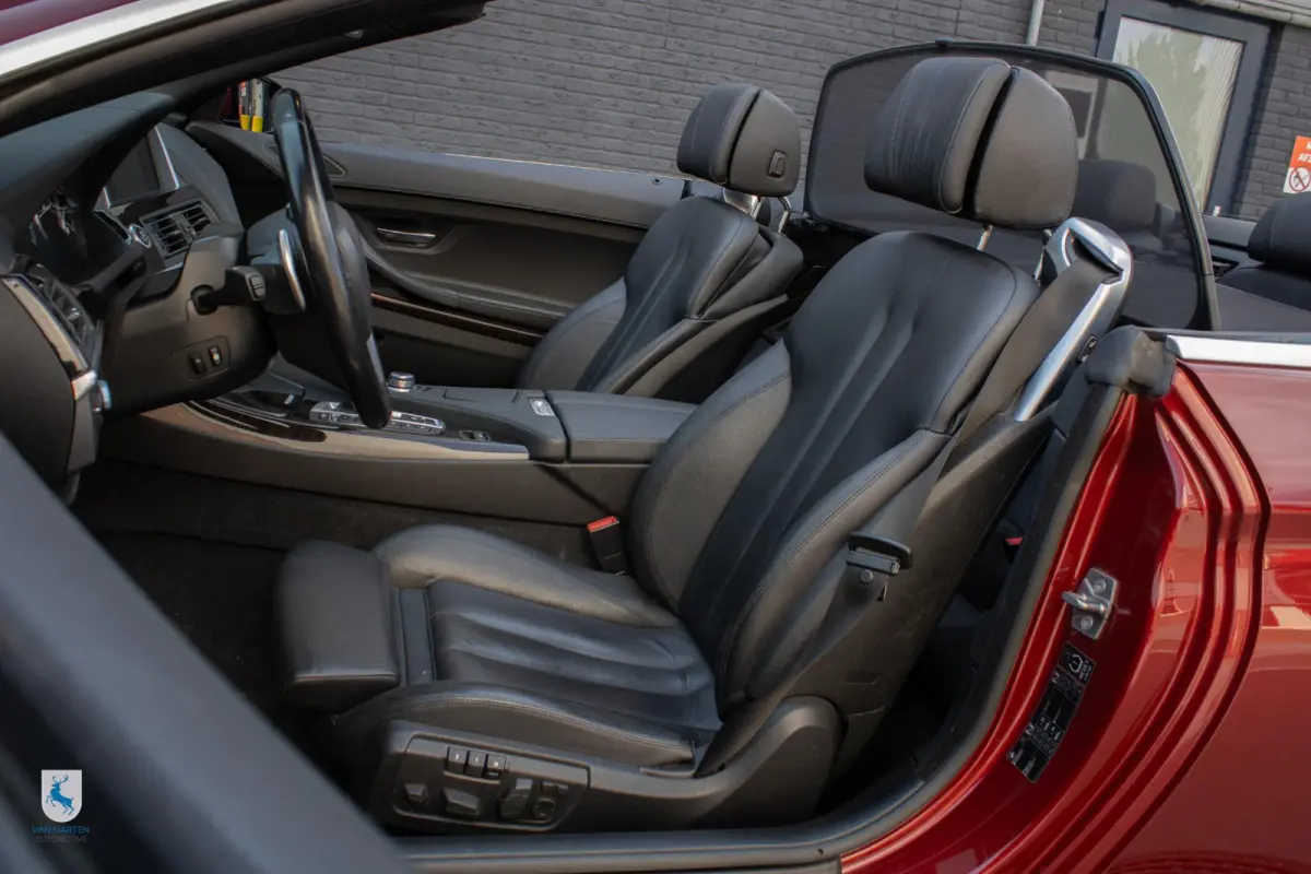 650xi High Executive Vermilion Rood / 20'' Lichtmetalen velgen / NL auto