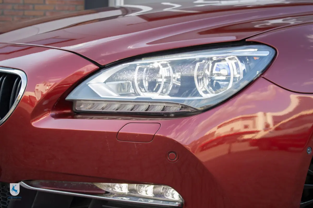 650xi High Executive Vermilion Rood / 20'' Lichtmetalen velgen / NL auto
