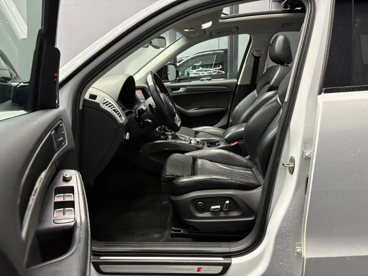 SQ5 Plus 3.0 TDI quattro Pro Line