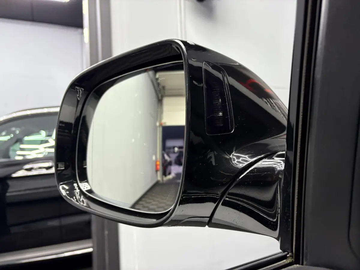 SQ5 Plus 3.0 TDI quattro Pro Line