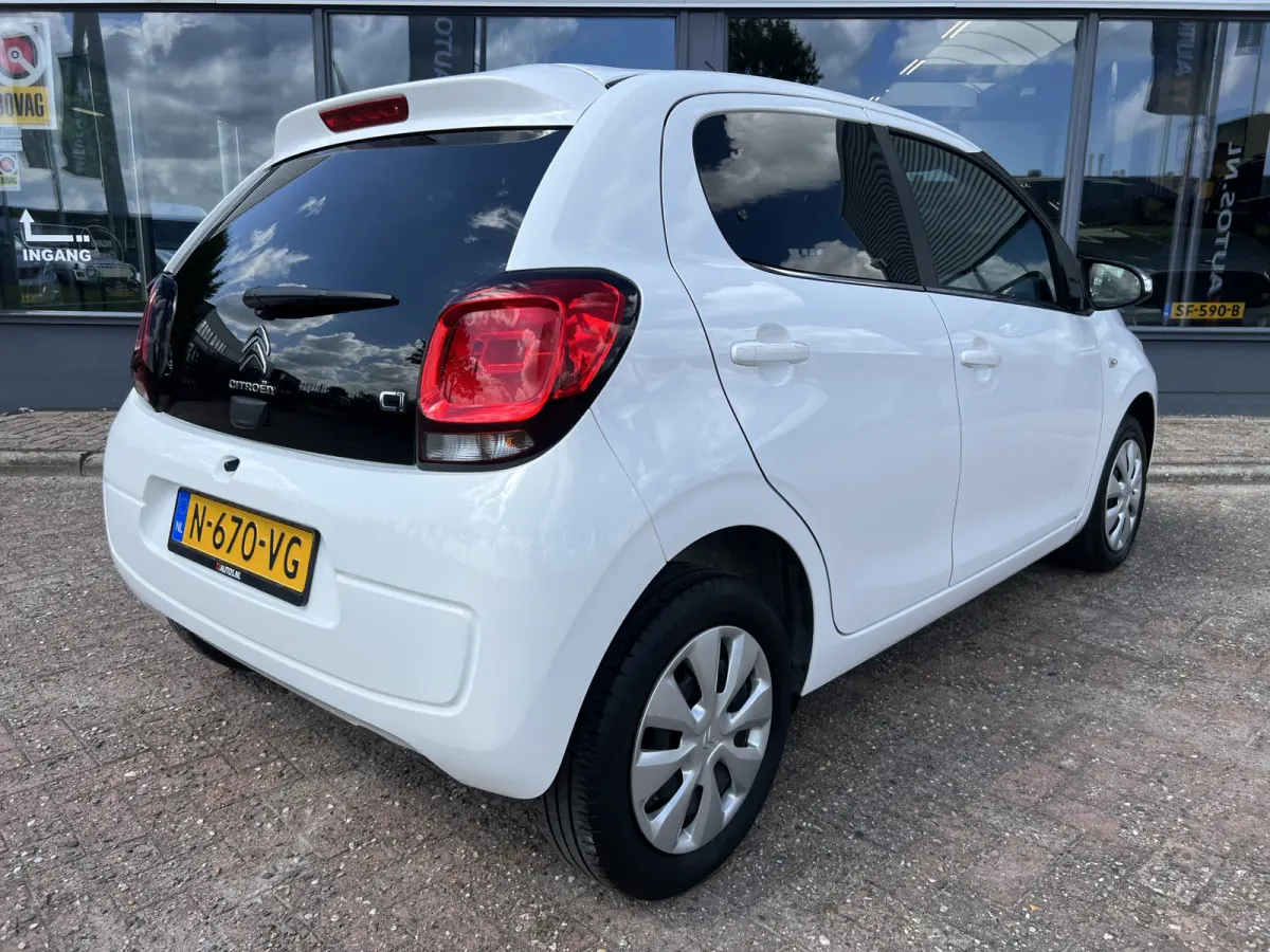 1.0 VTi Feel Airco/Cruise-Controle/ 5- Deurs