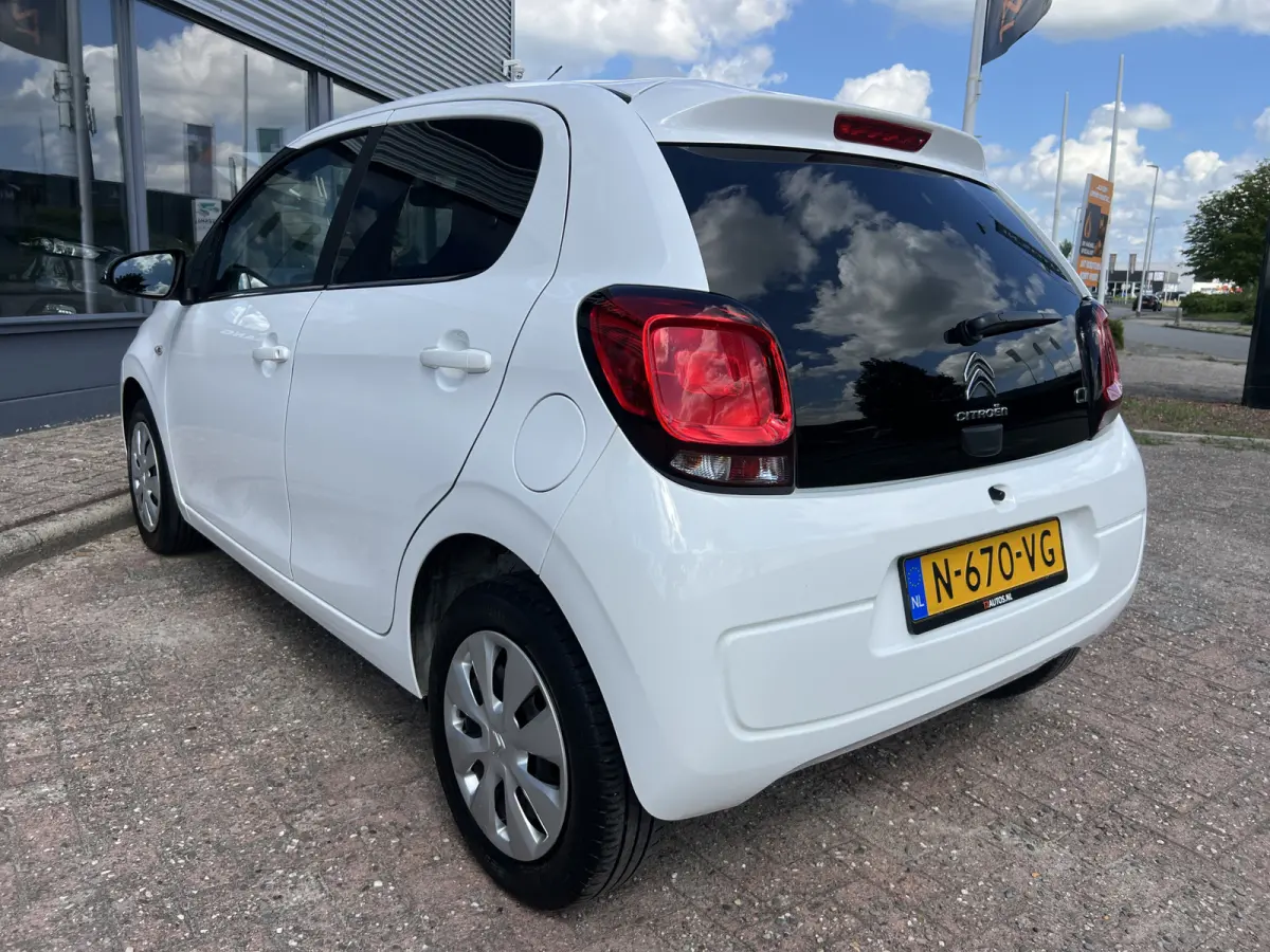 1.0 VTi Feel Airco/Cruise-Controle/ 5- Deurs