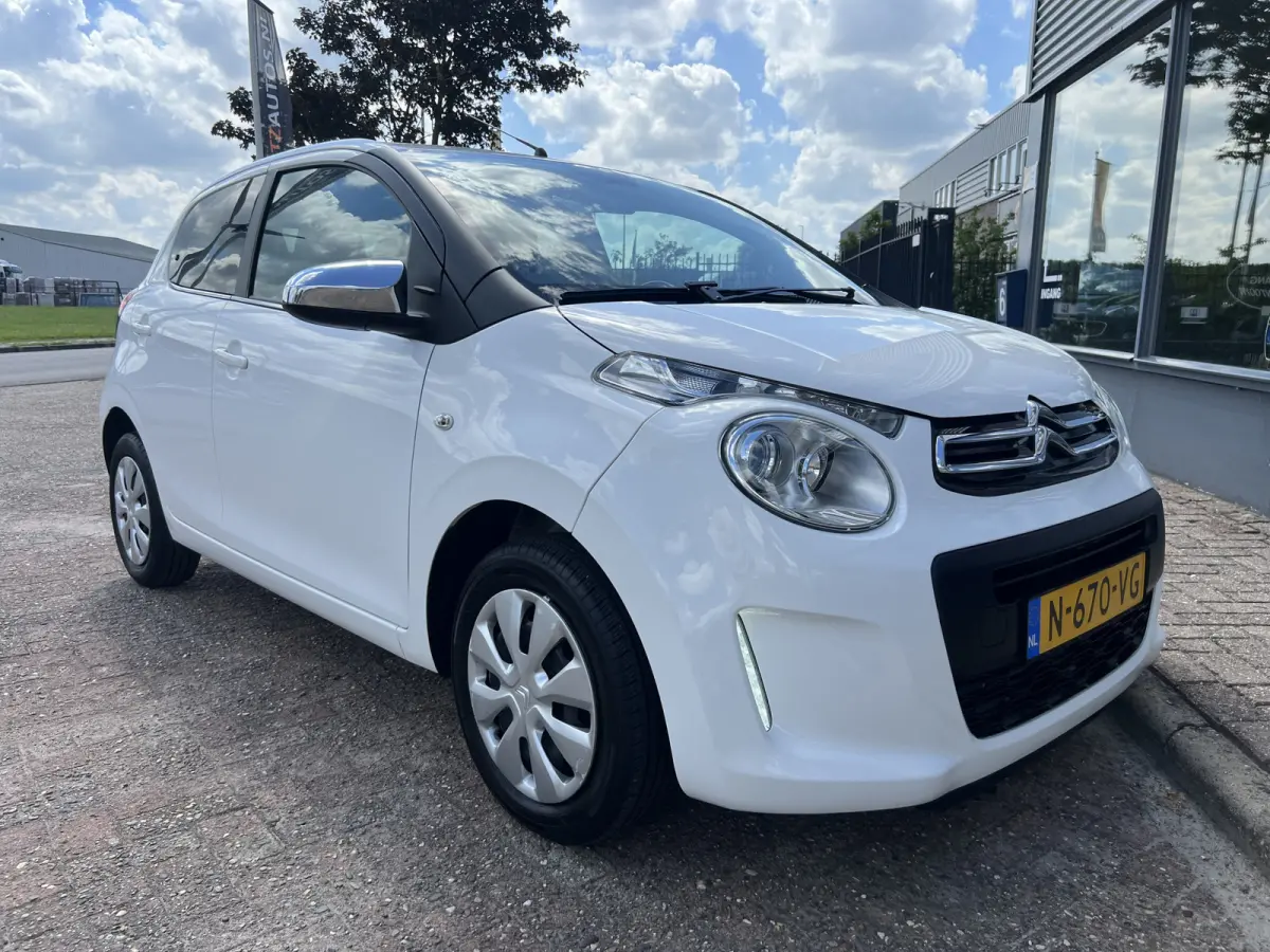 1.0 VTi Feel Airco/Cruise-Controle/ 5- Deurs