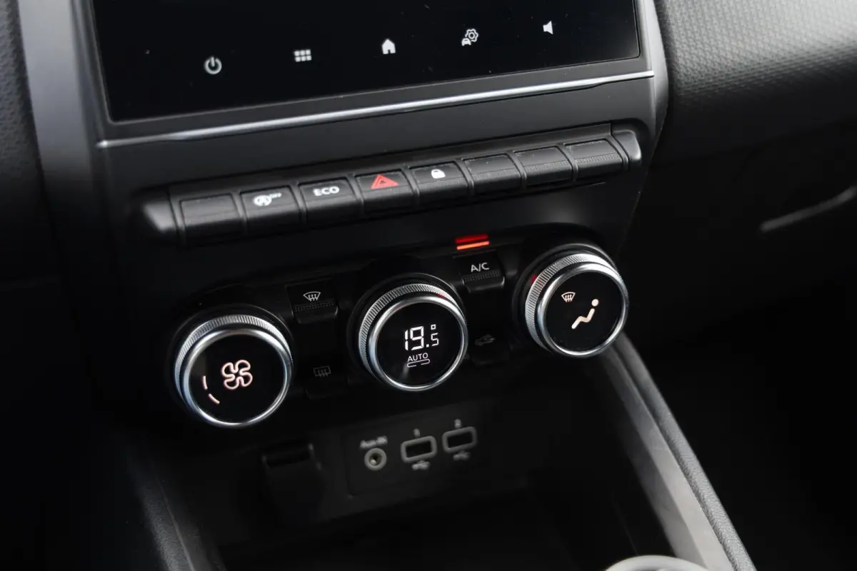1.0 TCe 90pk Zen Clima Parkeersensoren Keyless LED CarPlay Navi NL-Auto!