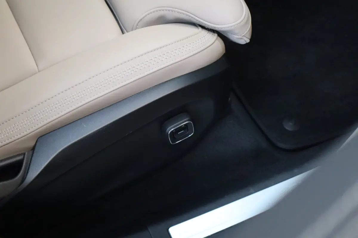 279PK Single Motor Plus 104kWu | 360 | Getint Glas | 21'' | Adap Cruise | BOSE