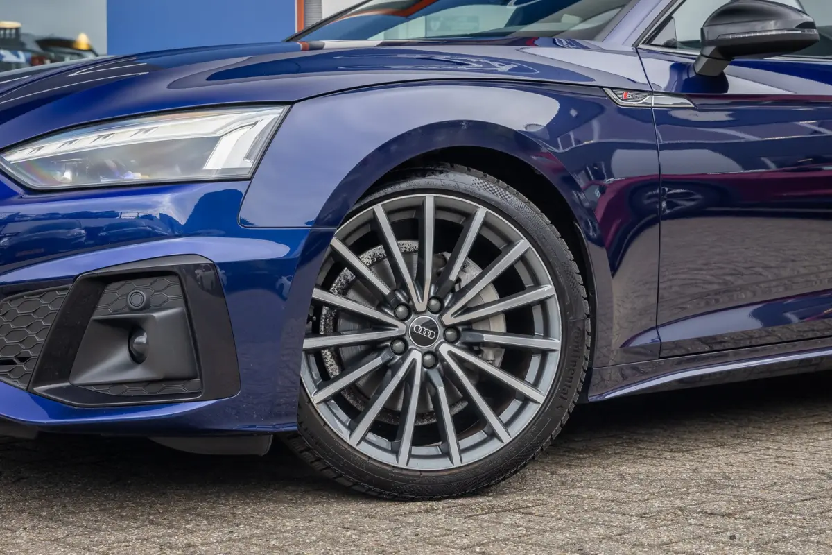 40 TFSI S edition Competition | S Line | Digitaal dashboard | Matrix LED | 19'' | Keyless | Elektrisch bedienbare achterklep | Alcantara bekleding | Cruise control | Electronic climate contr