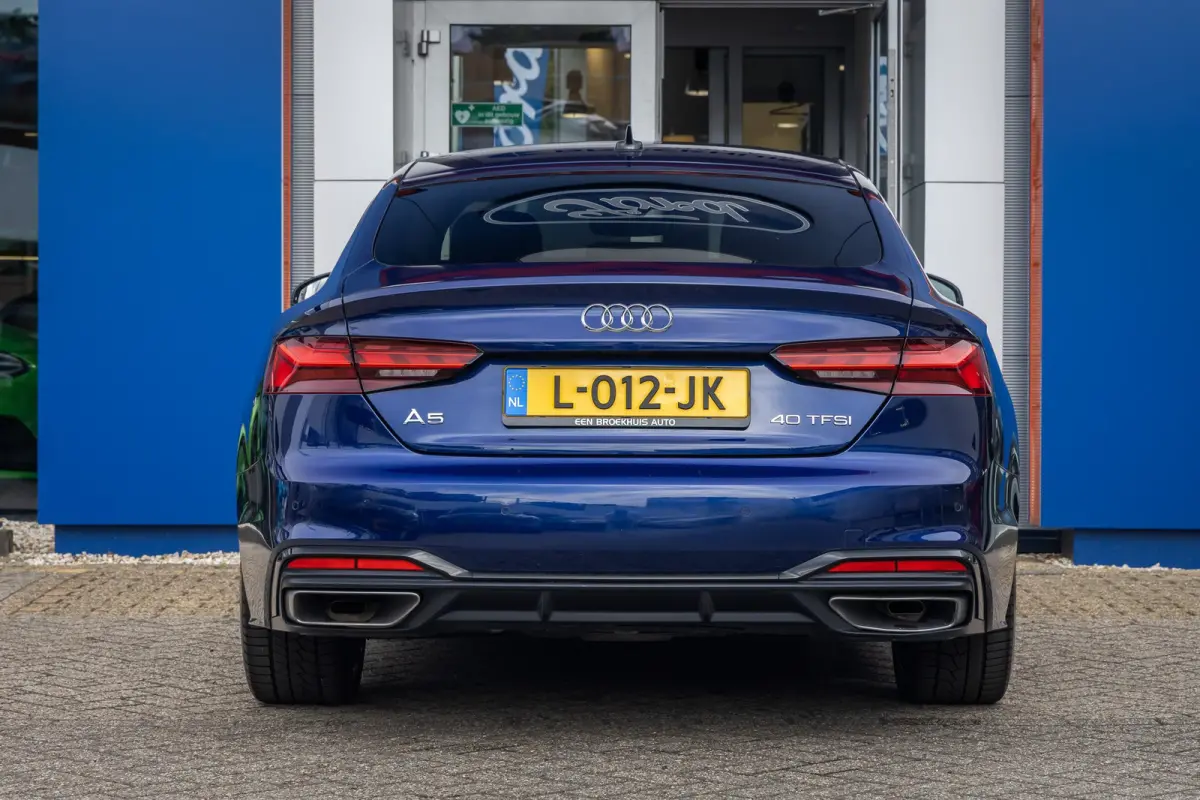 40 TFSI S edition Competition | S Line | Digitaal dashboard | Matrix LED | 19'' | Keyless | Elektrisch bedienbare achterklep | Alcantara bekleding | Cruise control | Electronic climate contr