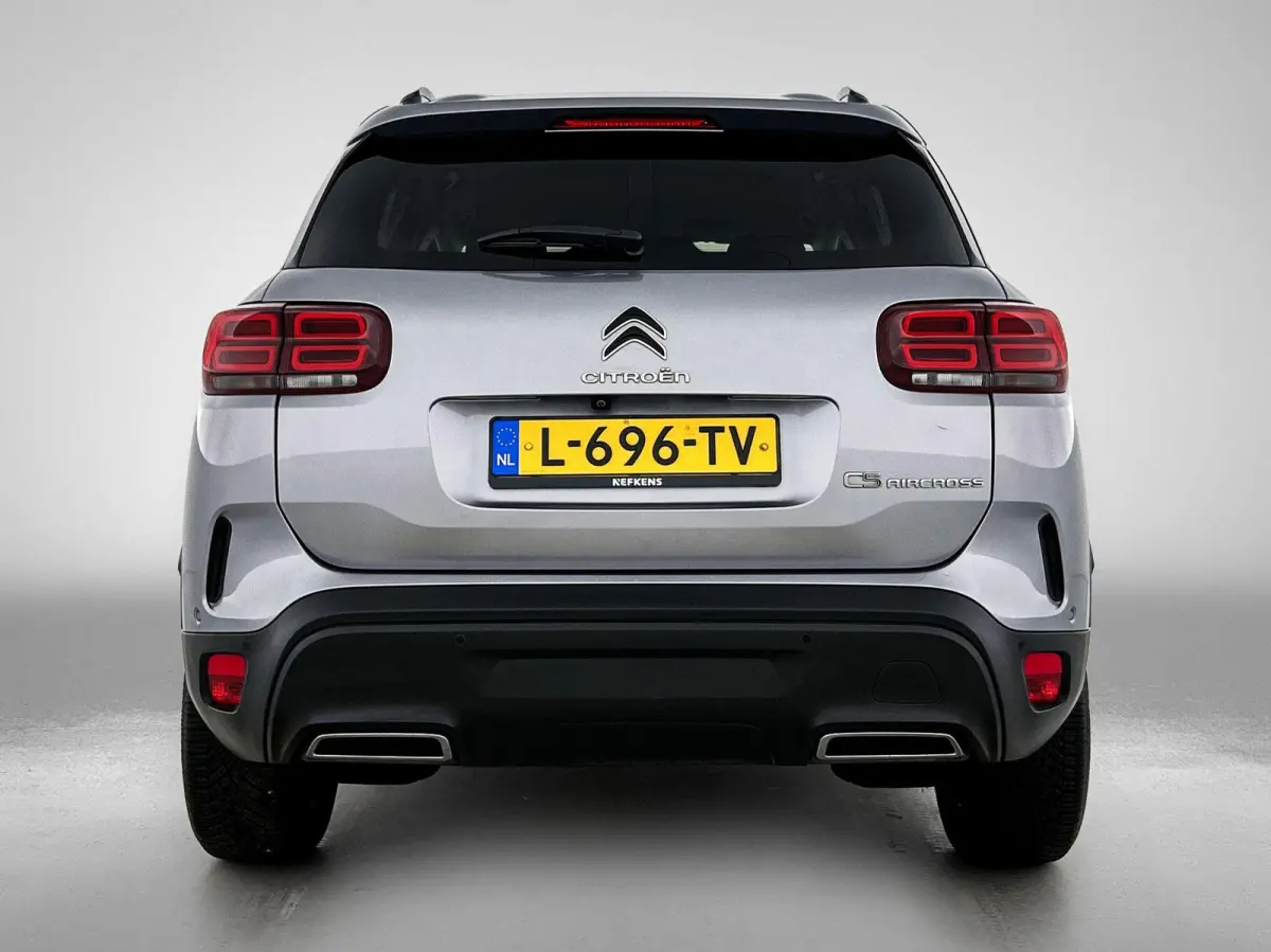 SUV Business Plus 130pk Automaat | Navigatie | Achteruitrijcamera | Climate Control | Adaptieve Cruise Control | Half lederen comfortstoelen | Led koplampen | Parkeersensoren v+a | Keyless |