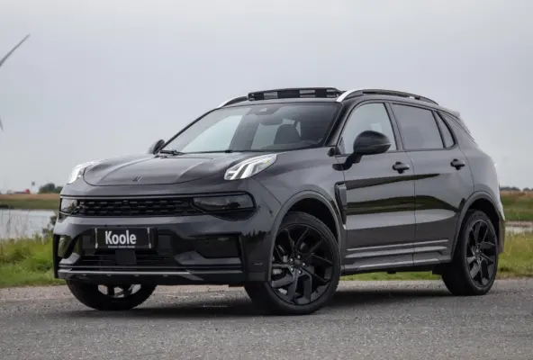 1.5 BLACK LINE / PANORAMA DAK / 360 CAMERA / CARPLAY / STOELVERWARMING
