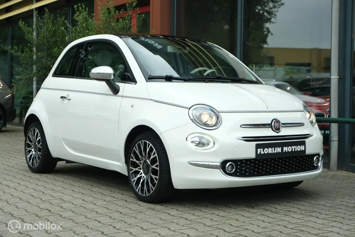 0.9 TwinAir Turbo Collezione | Pano | DAB+ | Two tone interior | LED | Nette auto | All Seasons