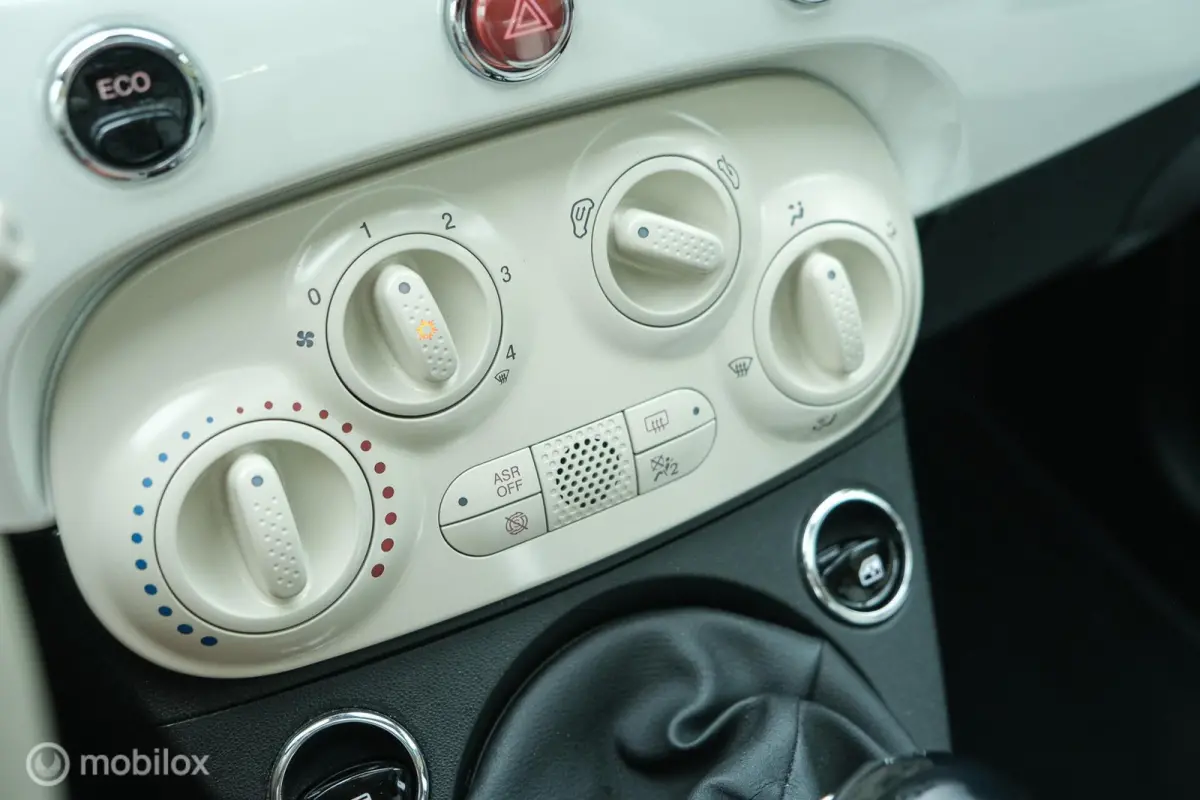 0.9 TwinAir Turbo Collezione | Pano | DAB+ | Two tone interior | LED | Nette auto | All Seasons