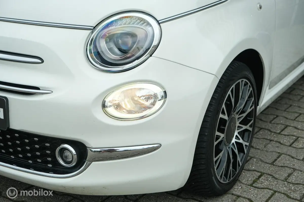 0.9 TwinAir Turbo Collezione | Pano | DAB+ | Two tone interior | LED | Nette auto | All Seasons