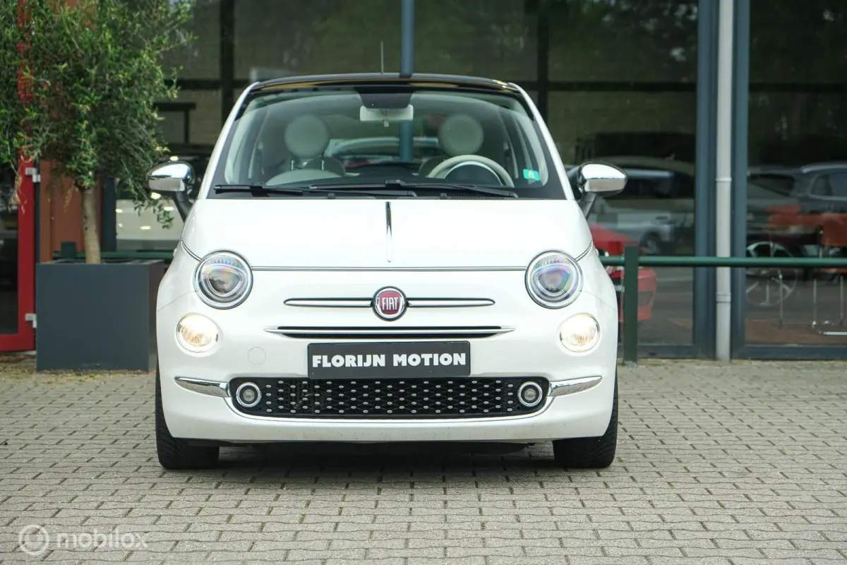 0.9 TwinAir Turbo Collezione | Pano | DAB+ | Two tone interior | LED | Nette auto | All Seasons