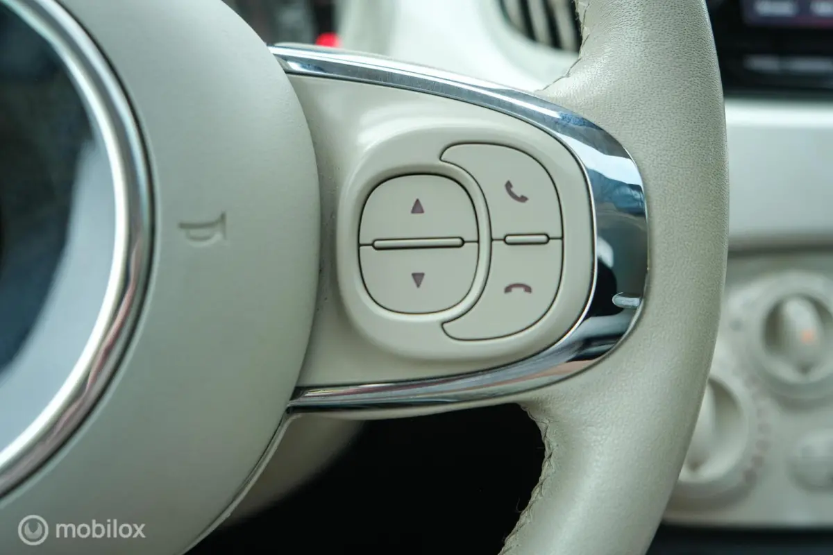 0.9 TwinAir Turbo Collezione | Pano | DAB+ | Two tone interior | LED | Nette auto | All Seasons