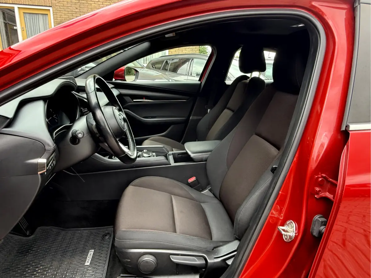2.0 e-SkyActiv-G M Hybrid Comfort Navi, Camera, App Connect