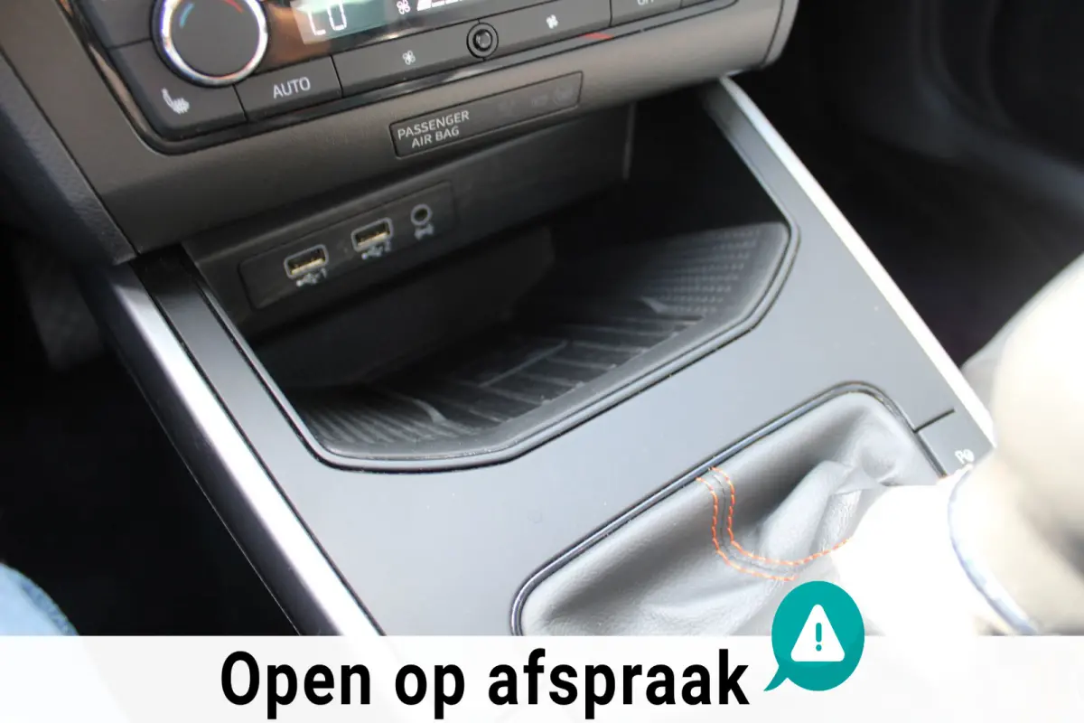 1.0 TSI|BEATS|LED|CRUISE|CAMERA|ALCANTARA|APPLE CARPLAY| VOLL