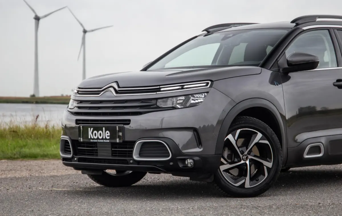 1.6 Plug-in Hybrid 225 Shine AIRCO / CRUISE CONTROLE / CARPLAY / DEALER ONDERHOUDEN / PHEV