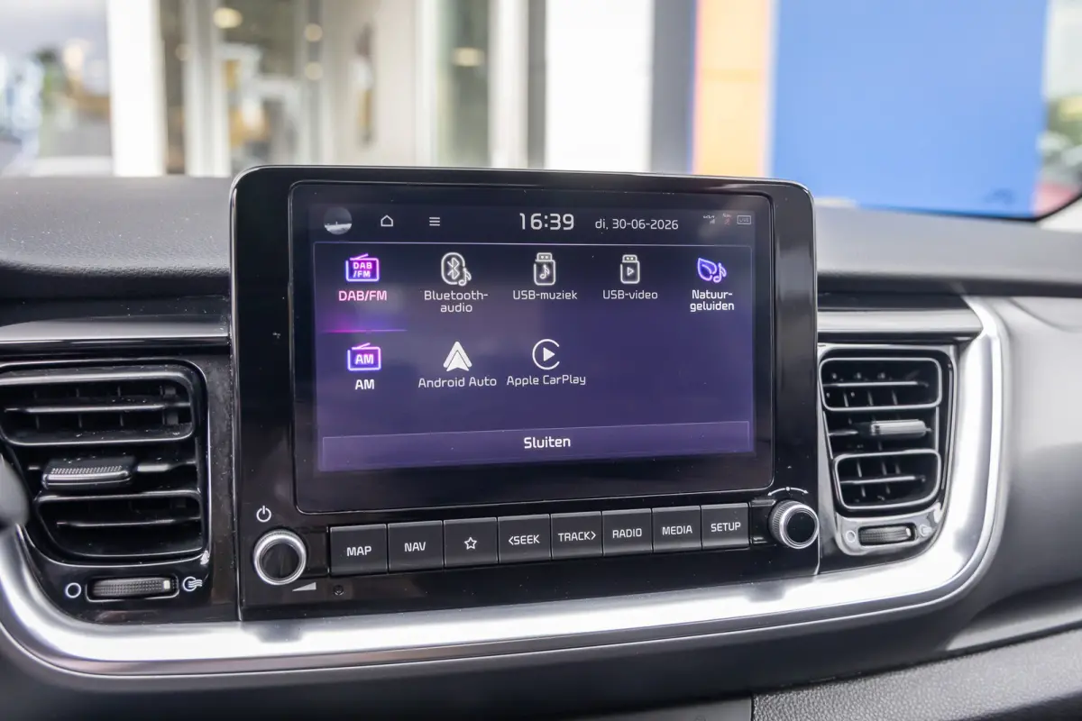1.0 T-GDi MHEV DynamicPlusLine | Camera | Apple Carplay/Android Auto | Keyless entry/start | Navi | Parkeersensoren | Dealer oh! | Achteruitrijcamera | Apple Carplay/Android Auto|telefoonint
