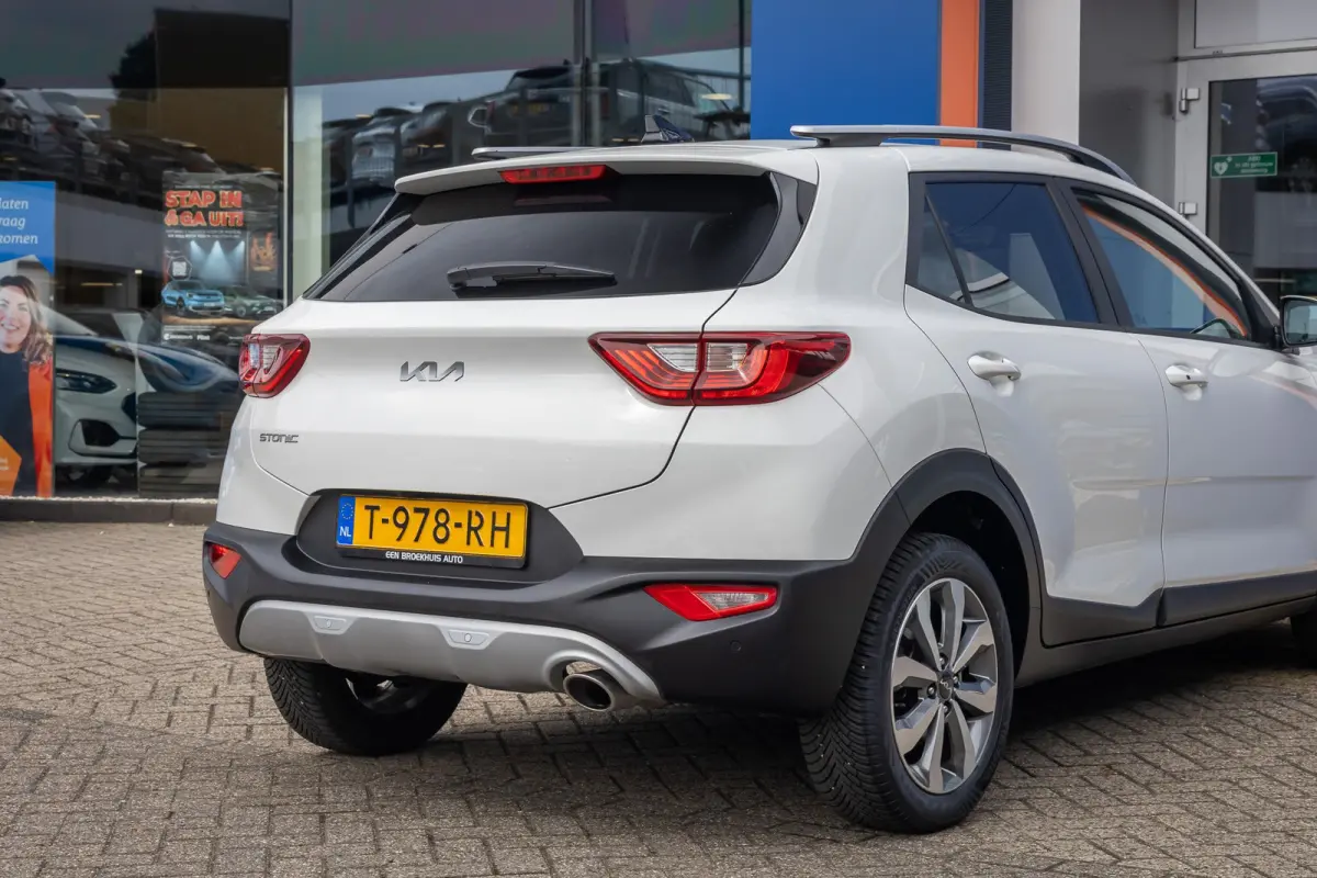 1.0 T-GDi MHEV DynamicPlusLine | Camera | Apple Carplay/Android Auto | Keyless entry/start | Navi | Parkeersensoren | Dealer oh! | Achteruitrijcamera | Apple Carplay/Android Auto|telefoonint