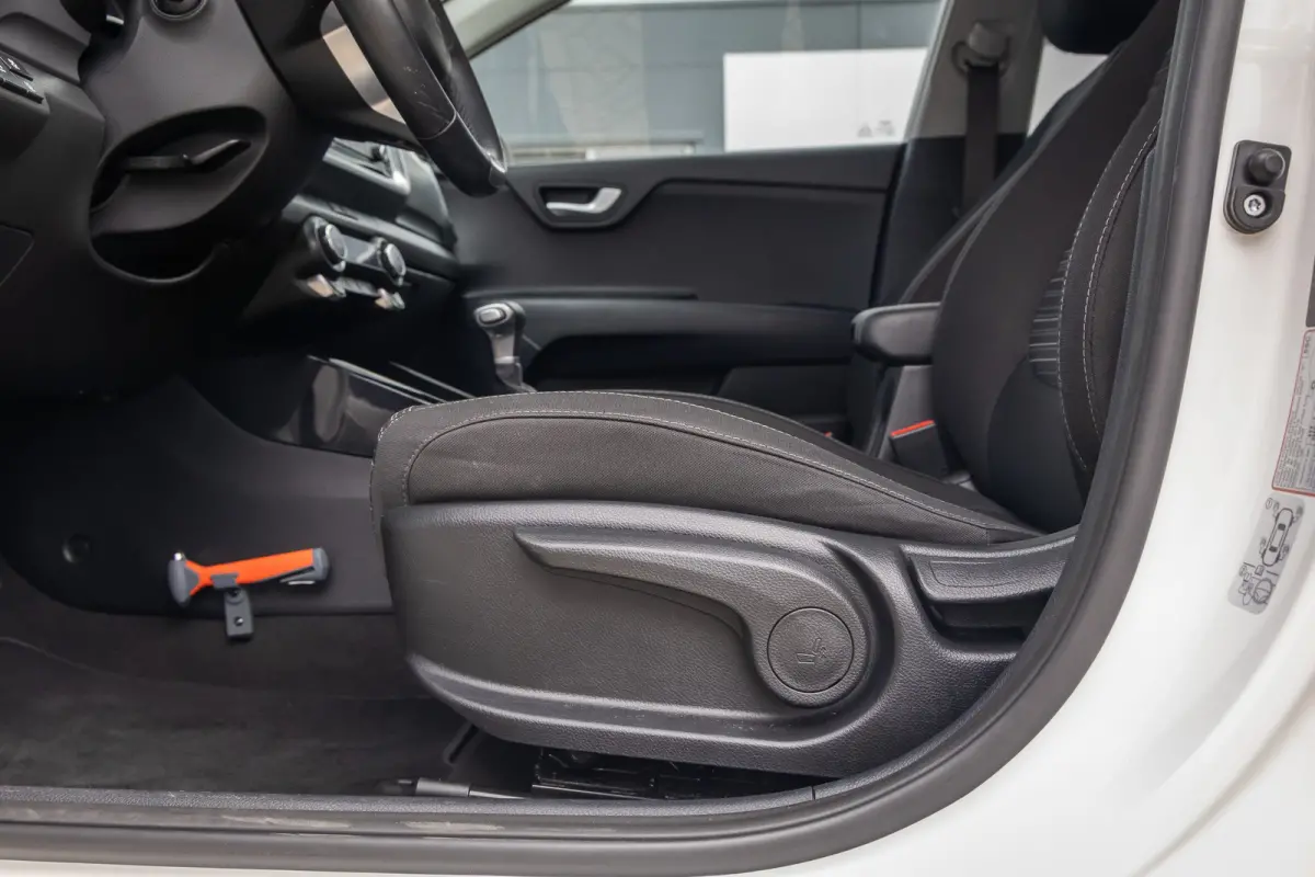 1.0 T-GDi MHEV DynamicPlusLine | Camera | Apple Carplay/Android Auto | Keyless entry/start | Navi | Parkeersensoren | Dealer oh! | Achteruitrijcamera | Apple Carplay/Android Auto|telefoonint
