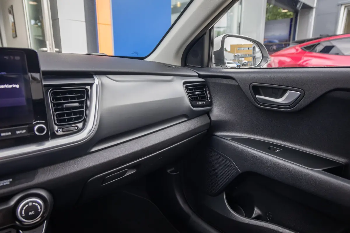 1.0 T-GDi MHEV DynamicPlusLine | Camera | Apple Carplay/Android Auto | Keyless entry/start | Navi | Parkeersensoren | Dealer oh! | Achteruitrijcamera | Apple Carplay/Android Auto|telefoonint