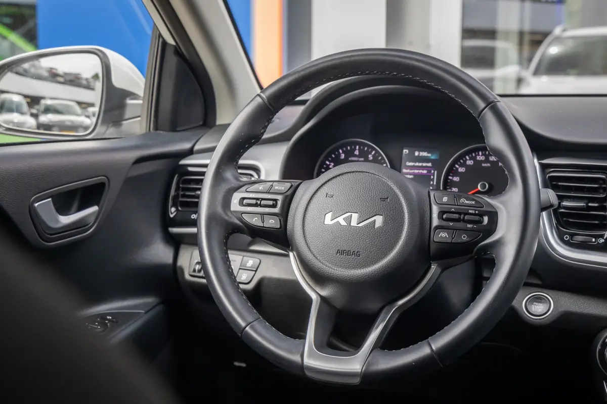 1.0 T-GDi MHEV DynamicPlusLine | Camera | Apple Carplay/Android Auto | Keyless entry/start | Navi | Parkeersensoren | Dealer oh! | Achteruitrijcamera | Apple Carplay/Android Auto|telefoonint