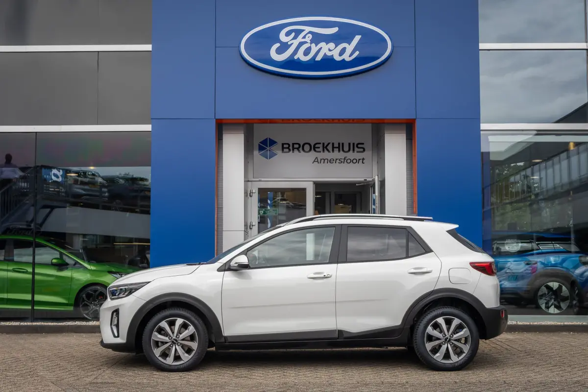 1.0 T-GDi MHEV DynamicPlusLine | Camera | Apple Carplay/Android Auto | Keyless entry/start | Navi | Parkeersensoren | Dealer oh! | Achteruitrijcamera | Apple Carplay/Android Auto|telefoonint