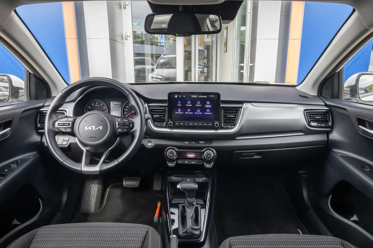1.0 T-GDi MHEV DynamicPlusLine | Camera | Apple Carplay/Android Auto | Keyless entry/start | Navi | Parkeersensoren | Dealer oh! | Achteruitrijcamera | Apple Carplay/Android Auto|telefoonint
