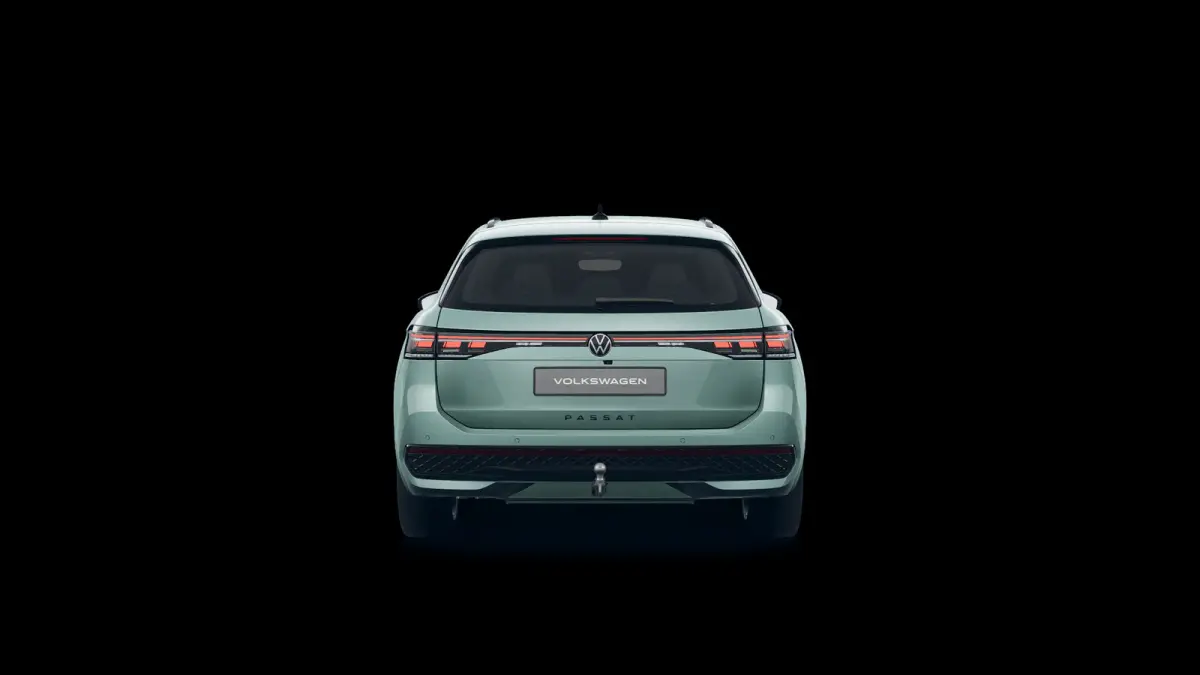 1.5 eHybrid R-Line Business | Trekhaak | Pano Dak  | 5J Garantie | Black Style | 272Pk |