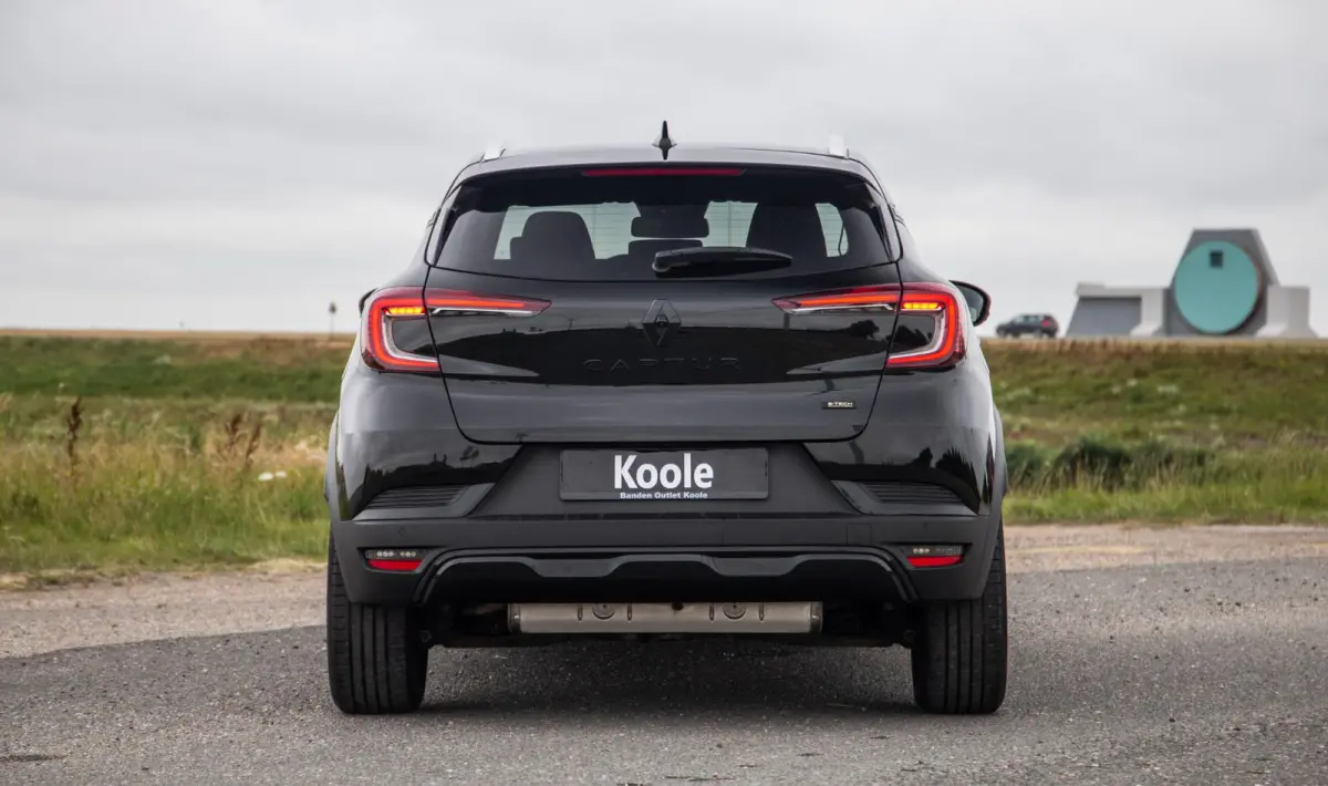 1.6 E-Tech plug-in hybrid 160 iconic BLACK LINE / CRUISE CONTROLE / NAVI / CARPLAY