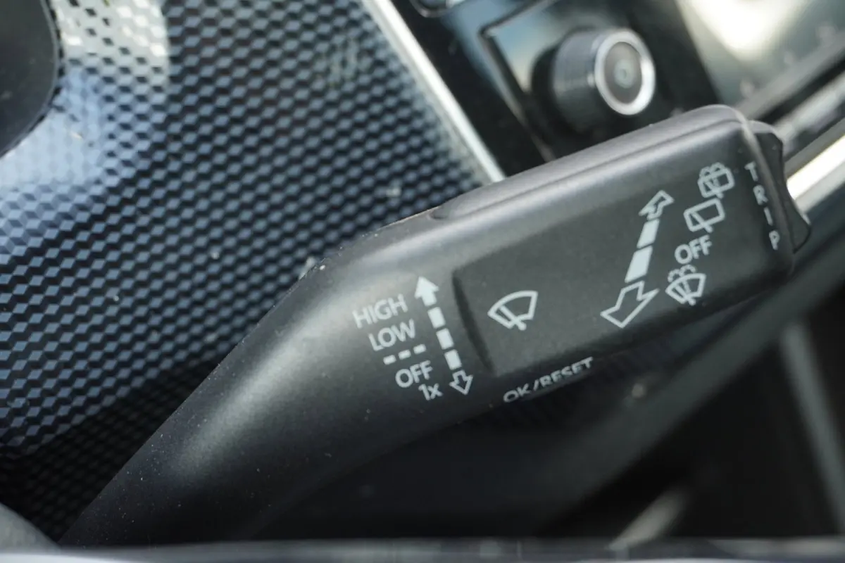 Up! 1.0 BMT high up! / Nieuwe APK / Airco / Stoel verw / Bluetooth / Radio