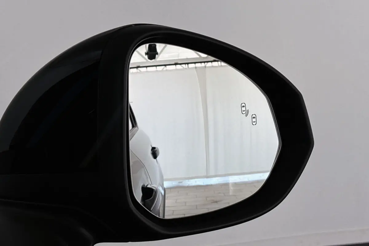 1.5 PHEV Panoramadak Stoelverwarming 360-Camera