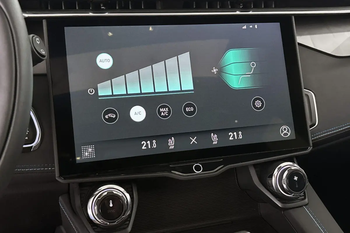 1.5 PHEV Panoramadak Stoelverwarming 360-Camera
