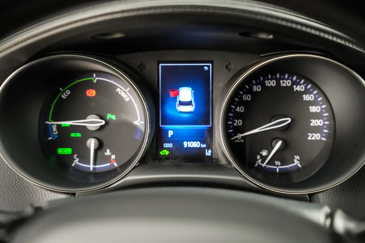 1.8 Hybrid Active | Clima | Cruise | Stoelverw. | Metalic | Camera | DAB | Bluetooth | Mooi! |