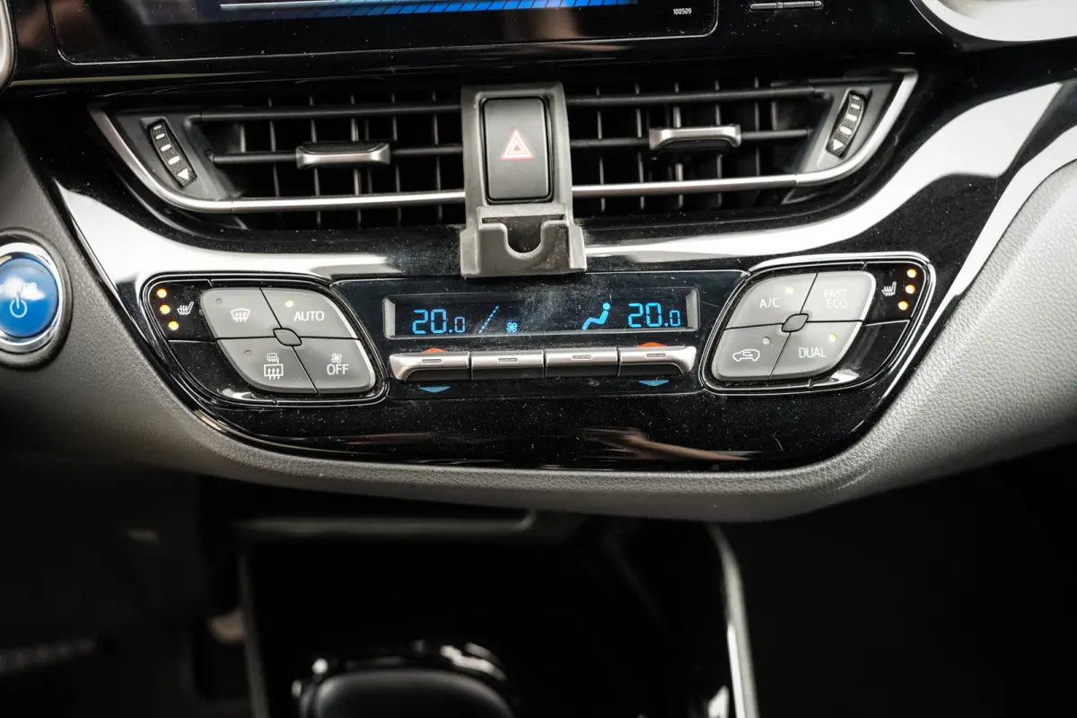1.8 Hybrid Active | Clima | Cruise | Stoelverw. | Metalic | Camera | DAB | Bluetooth | Mooi! |