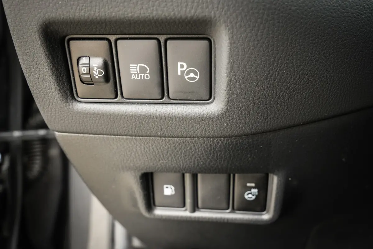 1.8 Hybrid Active | Clima | Cruise | Stoelverw. | Metalic | Camera | DAB | Bluetooth | Mooi! |
