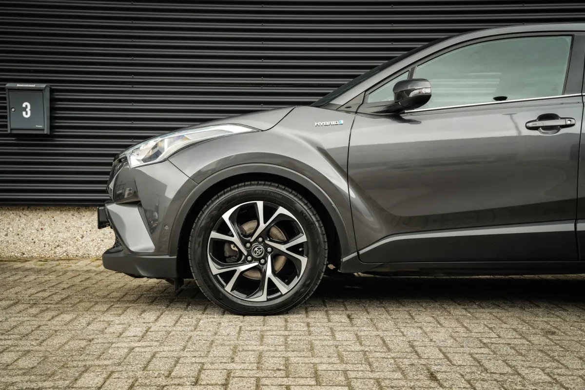 1.8 Hybrid Active | Clima | Cruise | Stoelverw. | Metalic | Camera | DAB | Bluetooth | Mooi! |