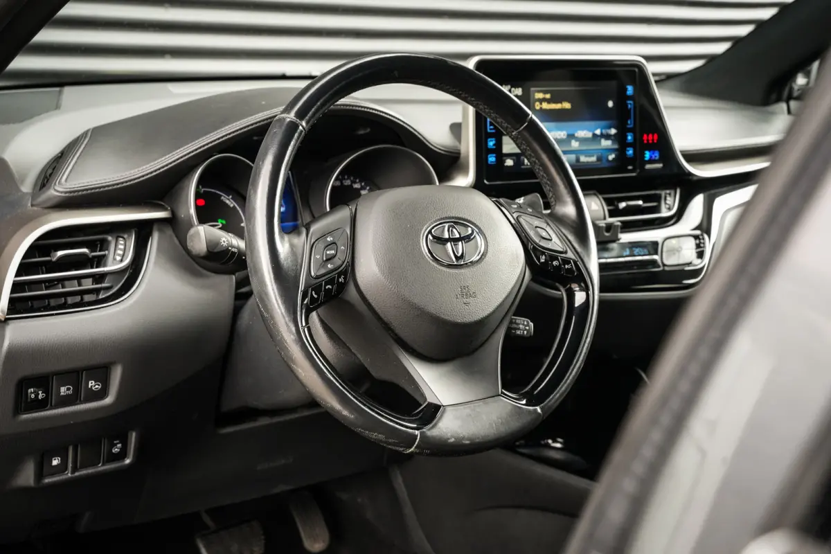 1.8 Hybrid Active | Clima | Cruise | Stoelverw. | Metalic | Camera | DAB | Bluetooth | Mooi! |
