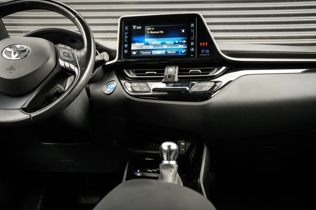 1.8 Hybrid Active | Clima | Cruise | Stoelverw. | Metalic | Camera | DAB | Bluetooth | Mooi! |
