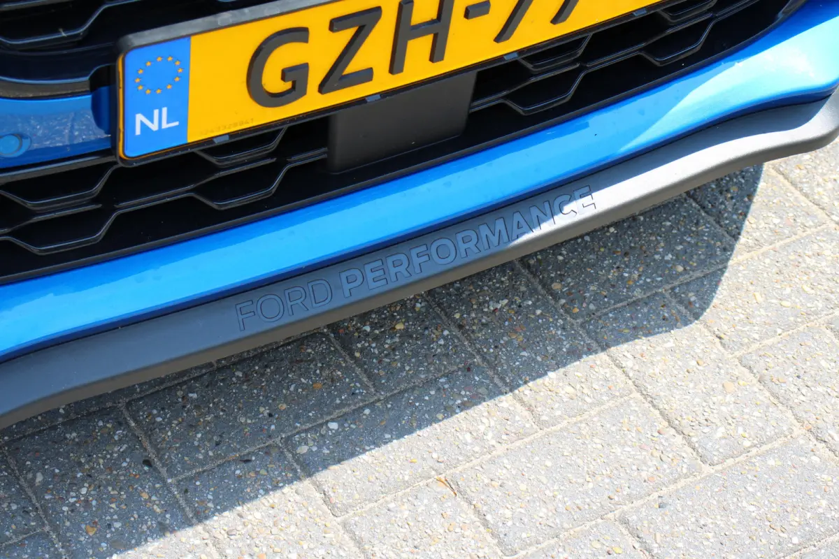 1.0EB ST-X | NL-AUTO! | 1E EIGENAAR! | PERFORMANCE PACK | WINTERPACK | ADAPTIVE CRUISE | PANODAK | 360° CAMERA | LANE ASSIST | DEALER OH! | FORD PERFORMANCE STOELEN